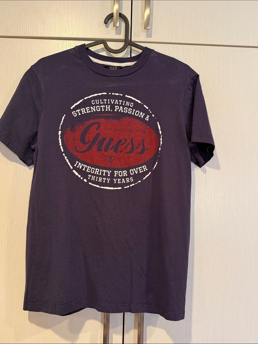 Guess Navy Short Sleeve Tee with Red Logo Graphic - Picture 1 of 4